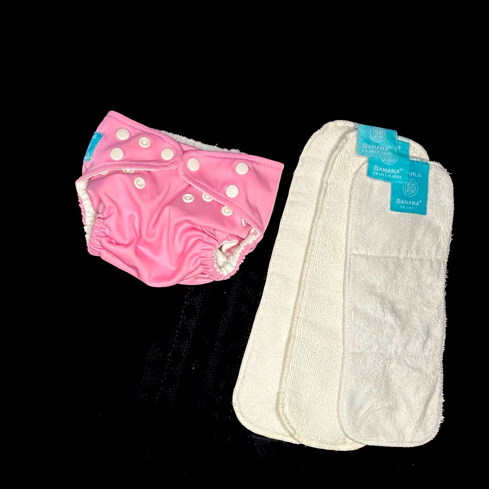 CHARLIE BANANA One-Size Diaper + 3 fleece liners. 0-36 months. Solid Pink.